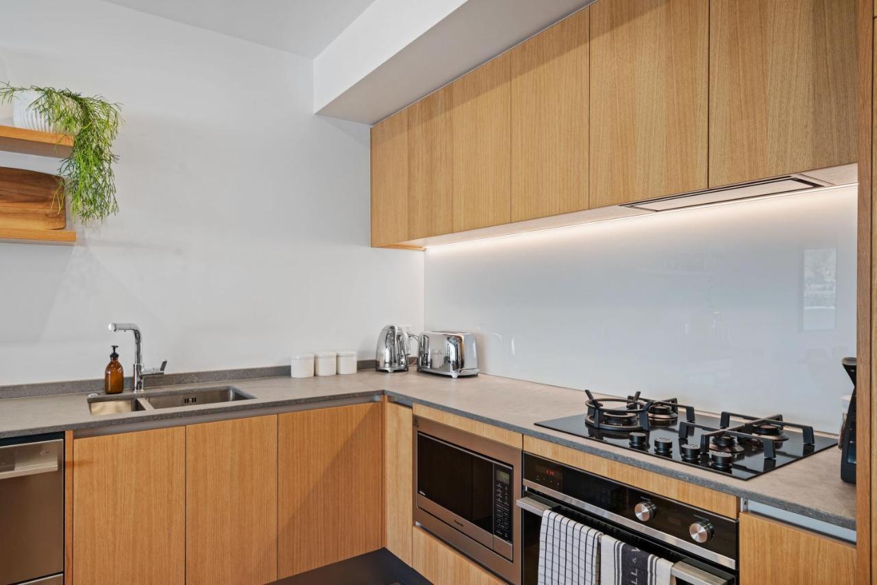 Winona Of Wanaka - Luxury Lakefront Apartment Ngoại thất bức ảnh
